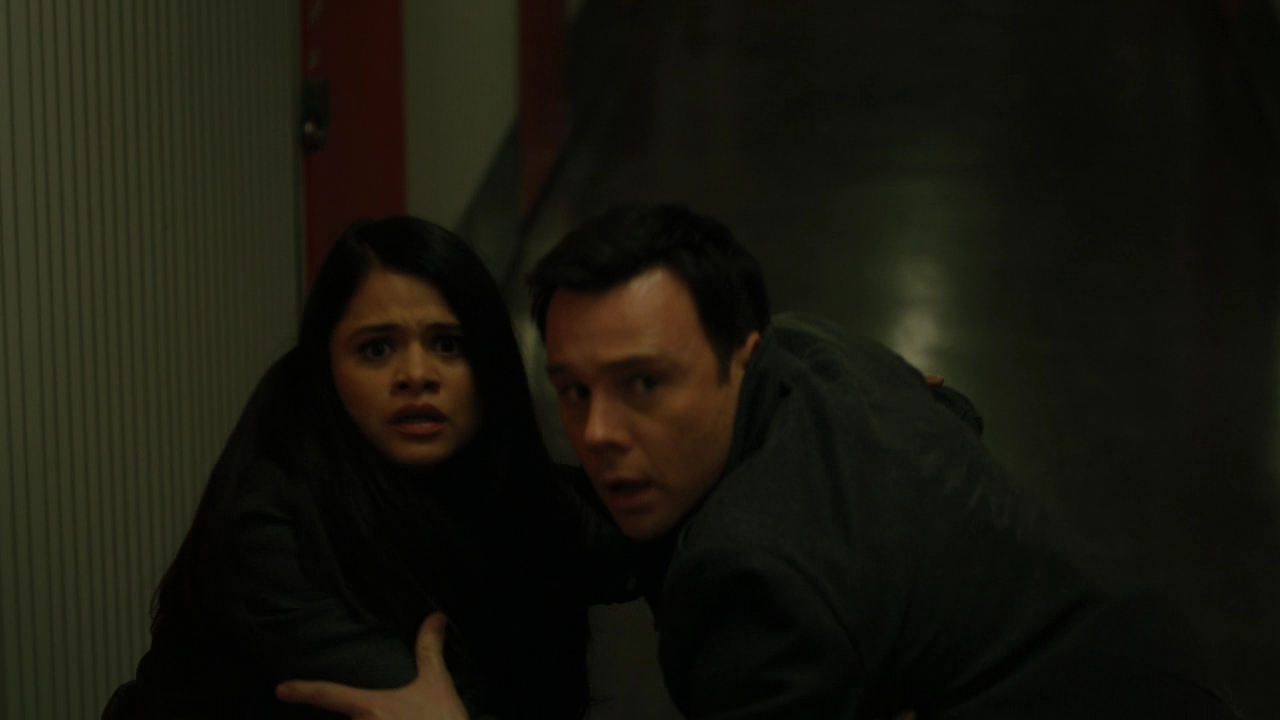 Charmed-Online-dot-nl-Charmed-2x14SuddenDeath1908.jpg Charmed-Online-dot-nl-Charmed-2x14SuddenDeath1908.jpg