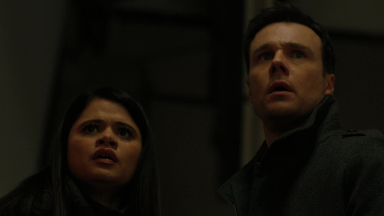 Charmed-Online-dot-nl-Charmed-2x14SuddenDeath1916.jpg Charmed-Online-dot-nl-Charmed-2x14SuddenDeath1916.jpg