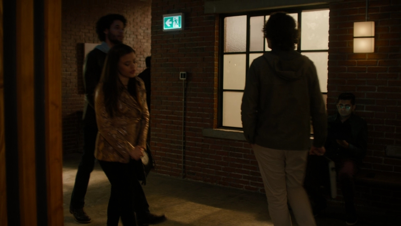 Charmed-Online-dot-nl-Charmed-2x14SuddenDeath1949.jpg Charmed-Online-dot-nl-Charmed-2x14SuddenDeath1949.jpg