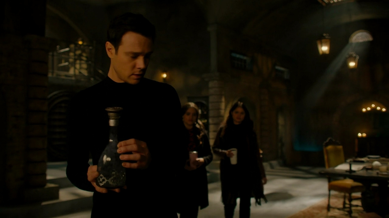 Charmed-Online-dot-nl_Charmed2x15ThirdTimesTheCharm0074.jpg