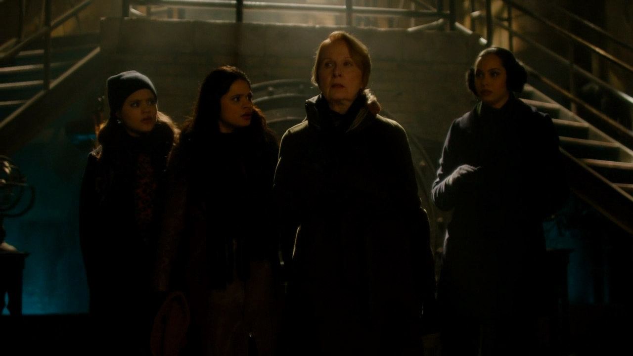 Charmed-Online-dot-nl_Charmed2x15ThirdTimesTheCharm0375.jpg