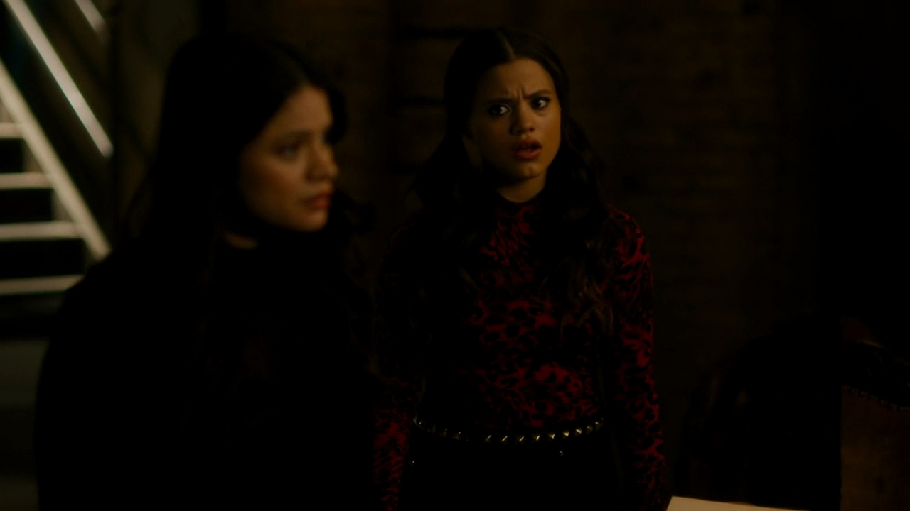 Charmed-Online-dot-nl_Charmed2x15ThirdTimesTheCharm0628.jpg