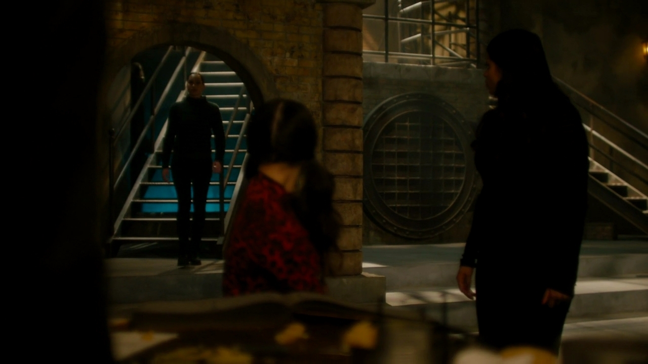 Charmed-Online-dot-nl_Charmed2x15ThirdTimesTheCharm0689.jpg