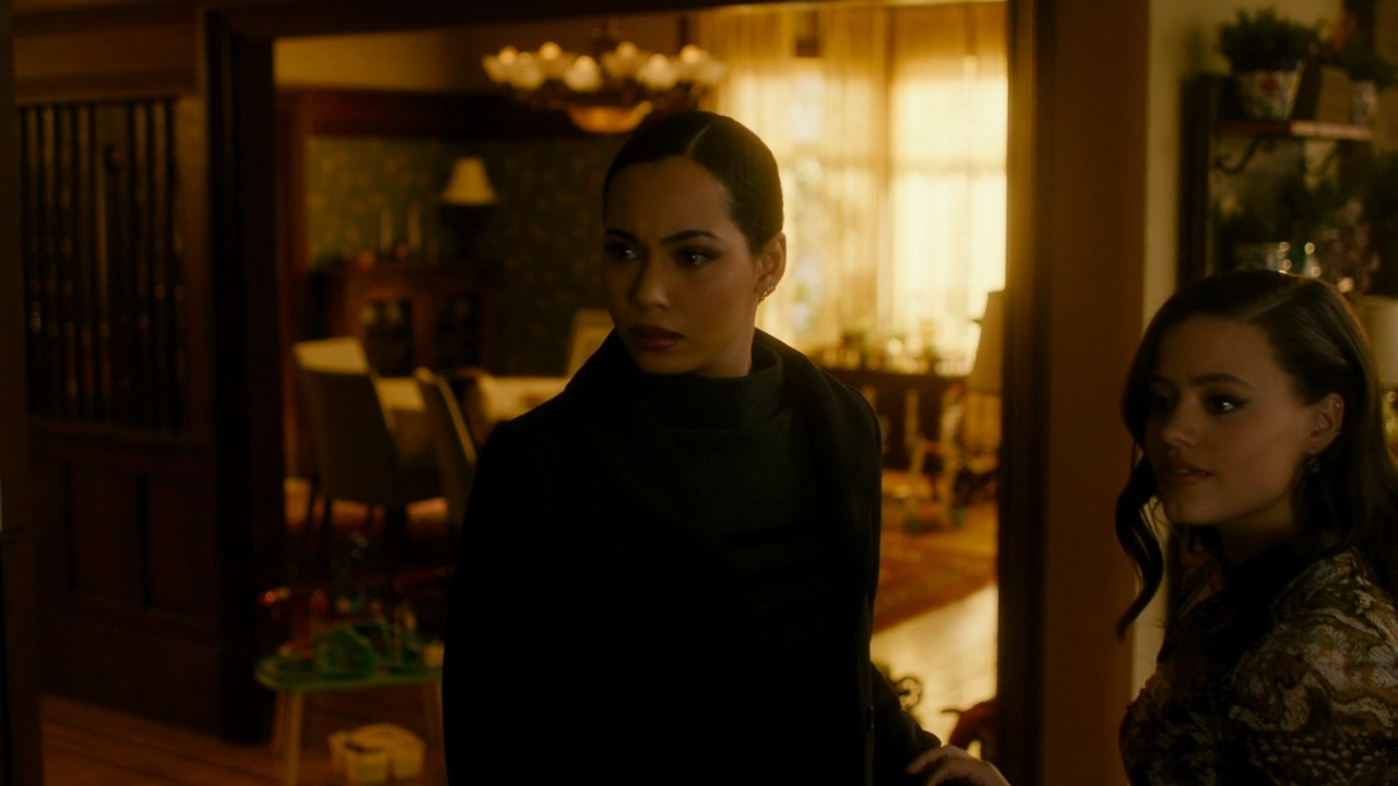 Charmed-Online-dot-nl_Charmed2x15ThirdTimesTheCharm0853.jpg