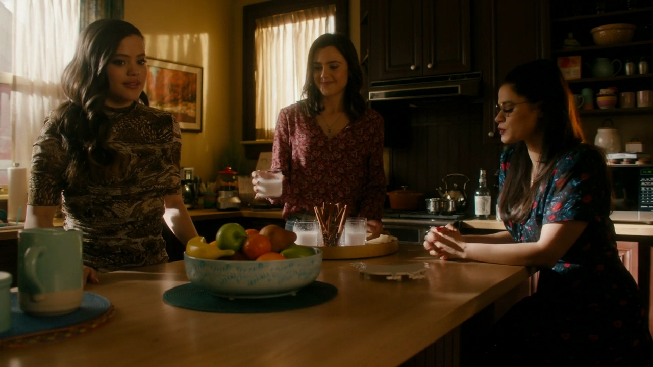 Charmed-Online-dot-nl_Charmed2x15ThirdTimesTheCharm0868.jpg Charmed-Online-dot-nl_Charmed2x15ThirdTimesTheCharm0868.jpg