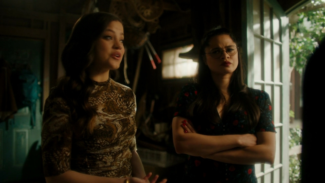 Charmed-Online-dot-nl_Charmed2x15ThirdTimesTheCharm0904.jpg Charmed-Online-dot-nl_Charmed2x15ThirdTimesTheCharm0904.jpg