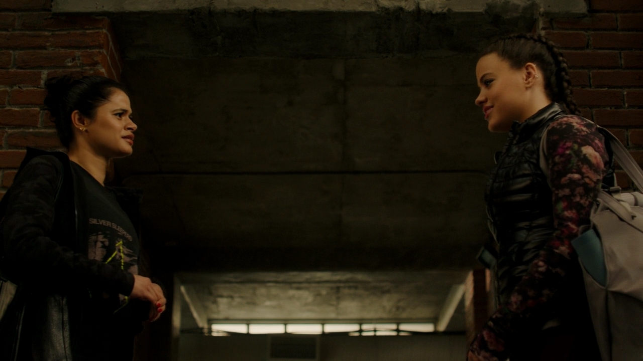 Charmed-Online-dot-nl_Charmed2x16TheEnemyOfMyFrenemy0375.jpg Charmed-Online-dot-nl_Charmed2x16TheEnemyOfMyFrenemy0375.jpg