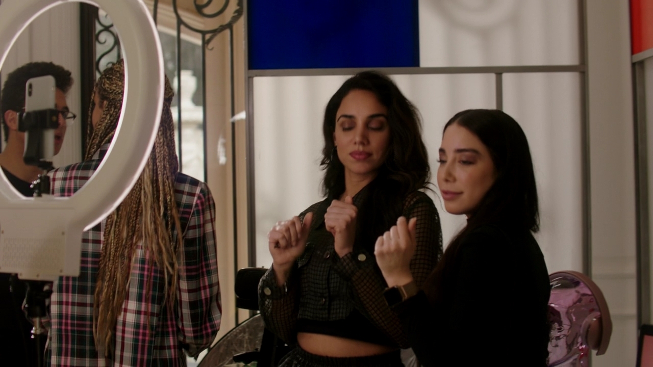 Charmed-Online-dot-nl_Charmed2x16TheEnemyOfMyFrenemy0945.jpg