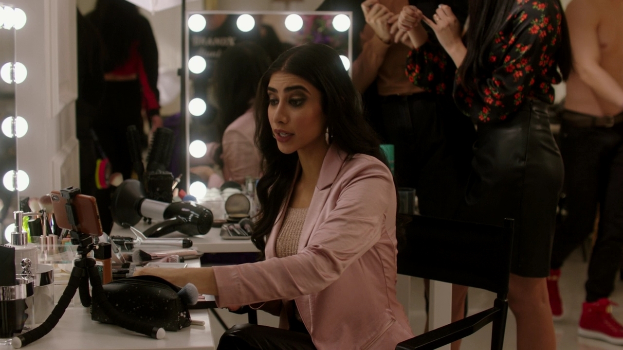 Charmed-Online-dot-nl_Charmed2x16TheEnemyOfMyFrenemy0962.jpg Charmed-Online-dot-nl_Charmed2x16TheEnemyOfMyFrenemy0962.jpg