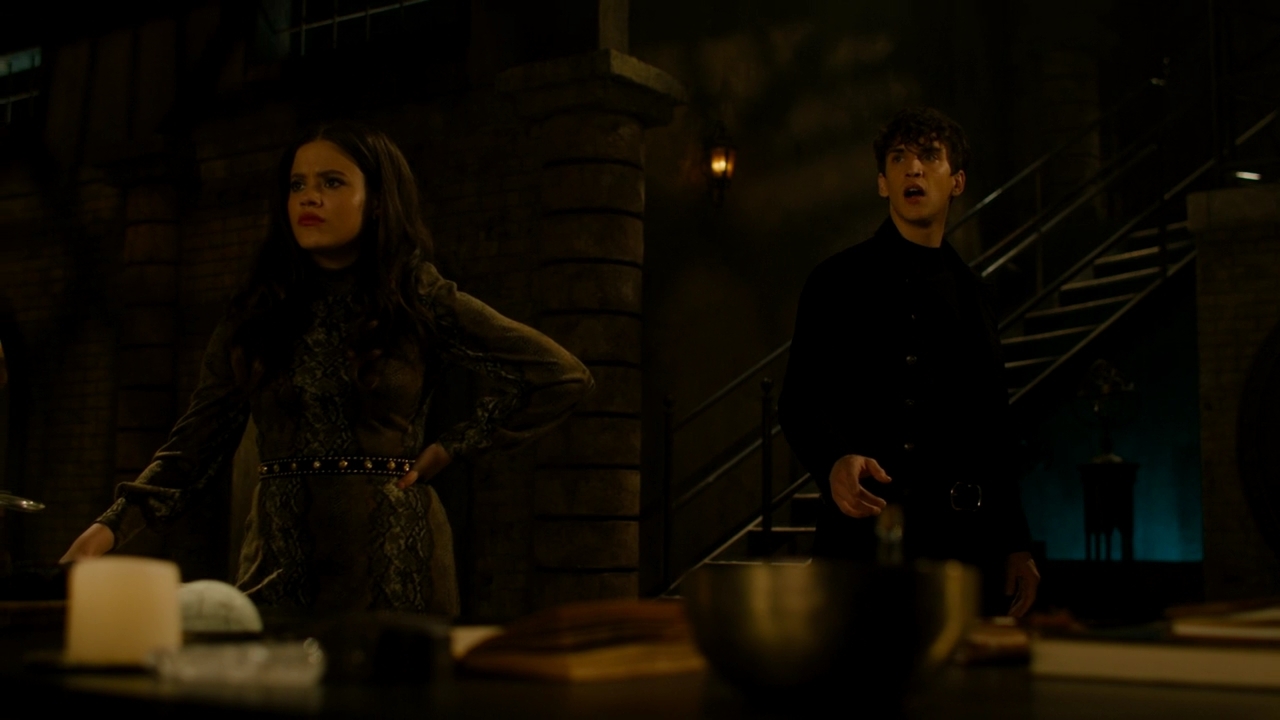 Charmed-Online-dot-nl_Charmed2x16TheEnemyOfMyFrenemy1610.jpg Charmed-Online-dot-nl_Charmed2x16TheEnemyOfMyFrenemy1610.jpg