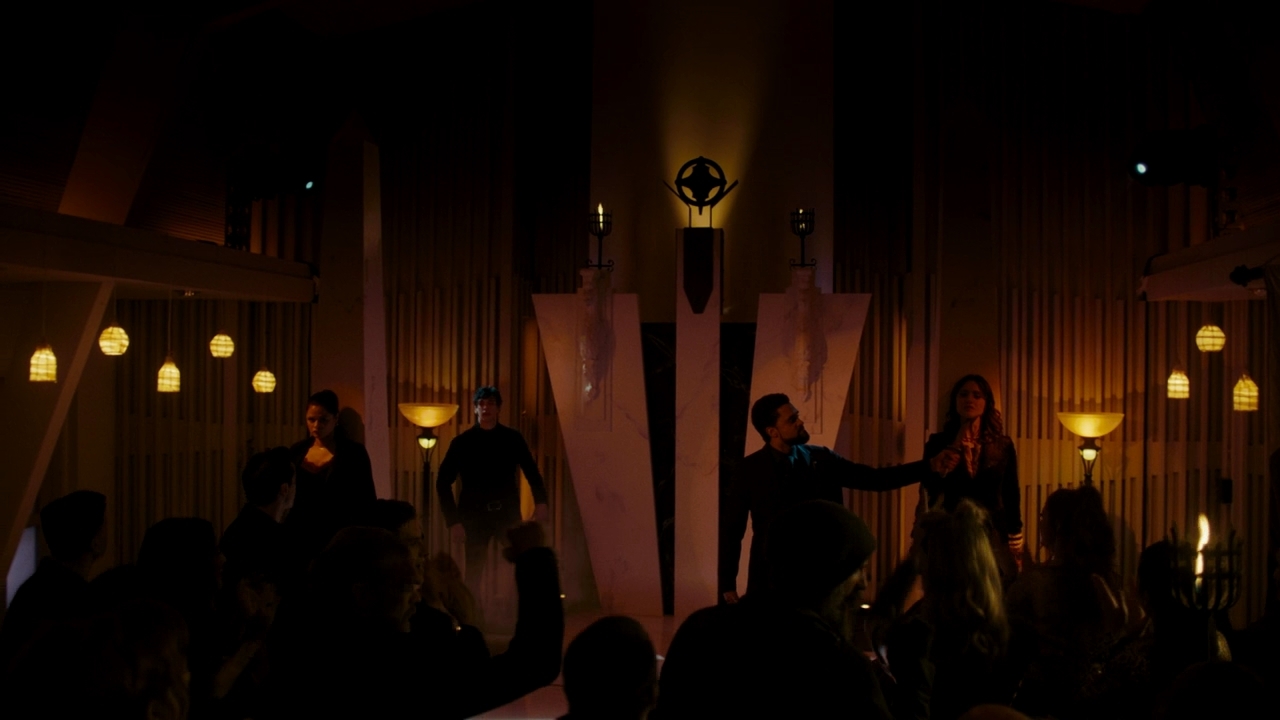 Charmed-Online-dot-nl_Charmed2x16TheEnemyOfMyFrenemy1880.jpg Charmed-Online-dot-nl_Charmed2x16TheEnemyOfMyFrenemy1880.jpg