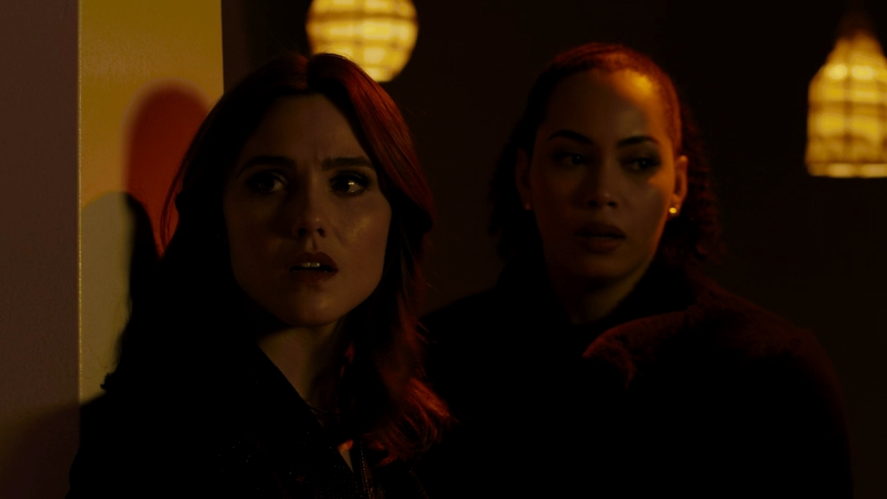 Charmed-Online-dot-nl_Charmed2x16TheEnemyOfMyFrenemy1903.jpg