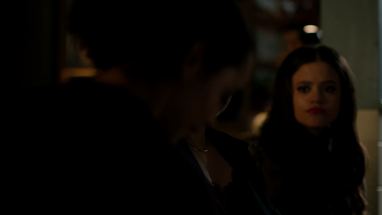 Charmed-Online-dot-nl_Charmed2x16TheEnemyOfMyFrenemy2248.jpg