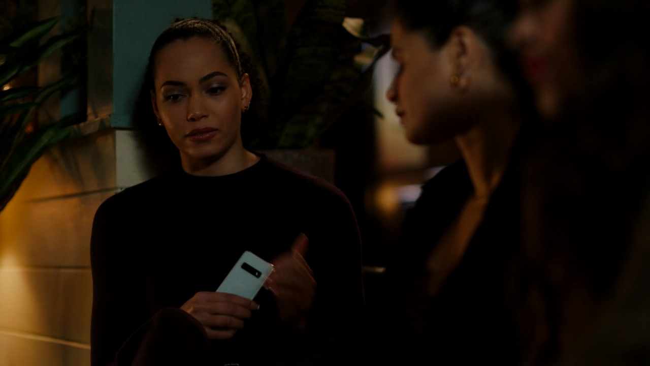 Charmed-Online-dot-nl_Charmed2x16TheEnemyOfMyFrenemy2268.jpg