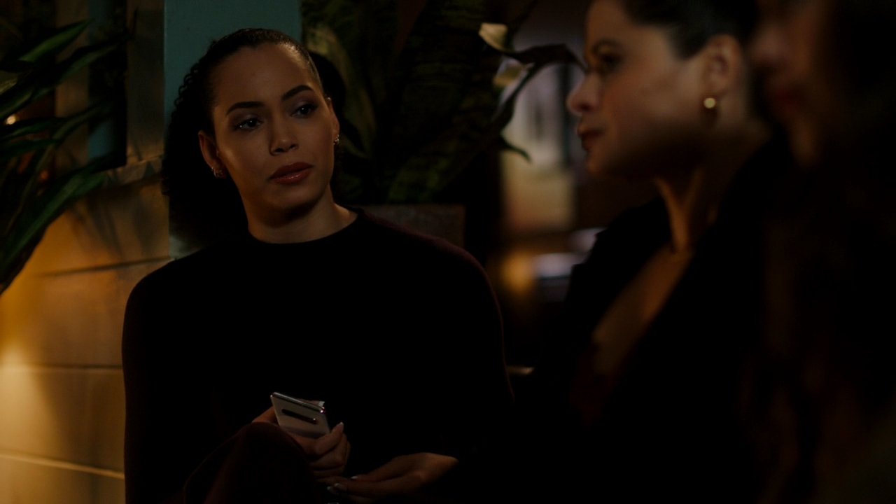 Charmed-Online-dot-nl_Charmed2x16TheEnemyOfMyFrenemy2270.jpg