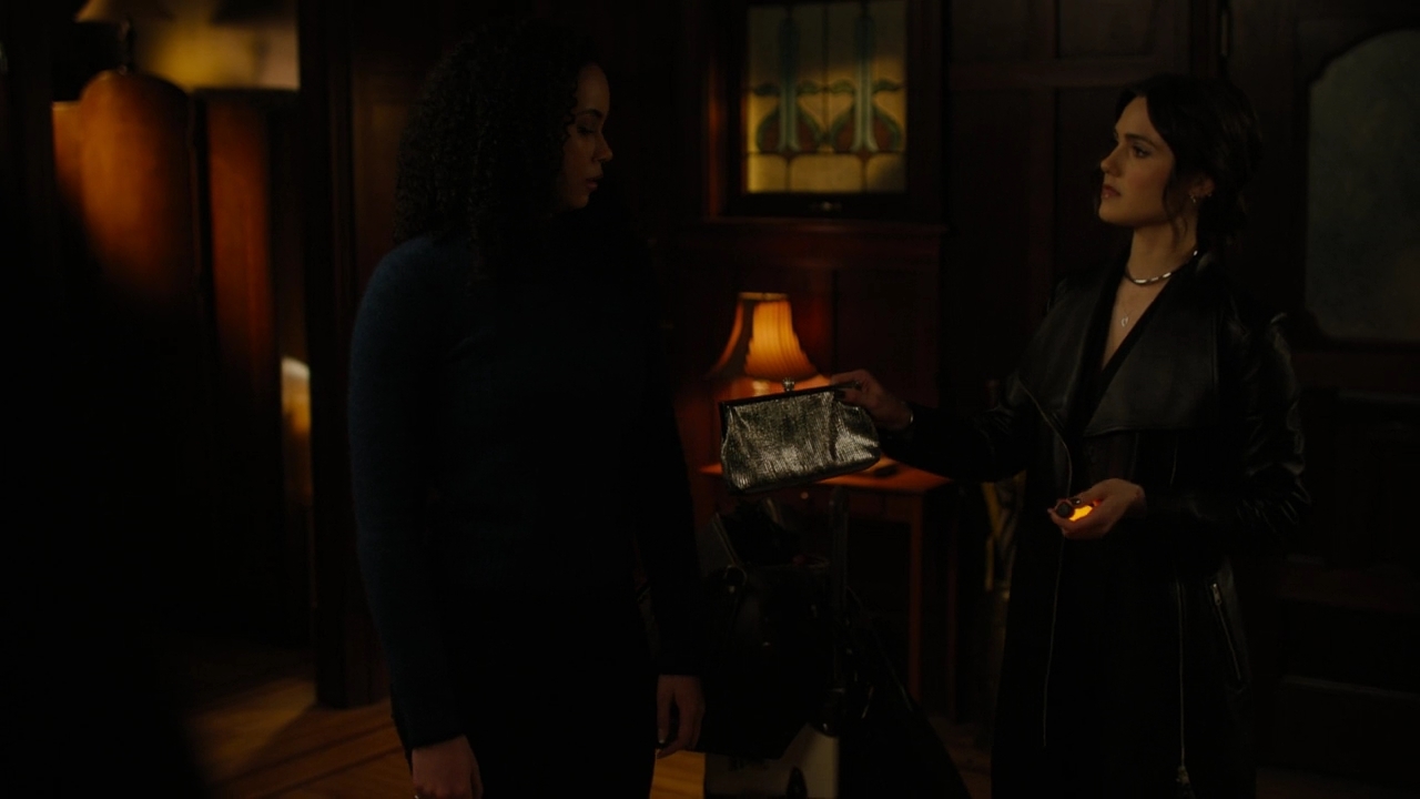 Charmed-Online-dot-nl_Charmed2x17SearchParty0599.jpg