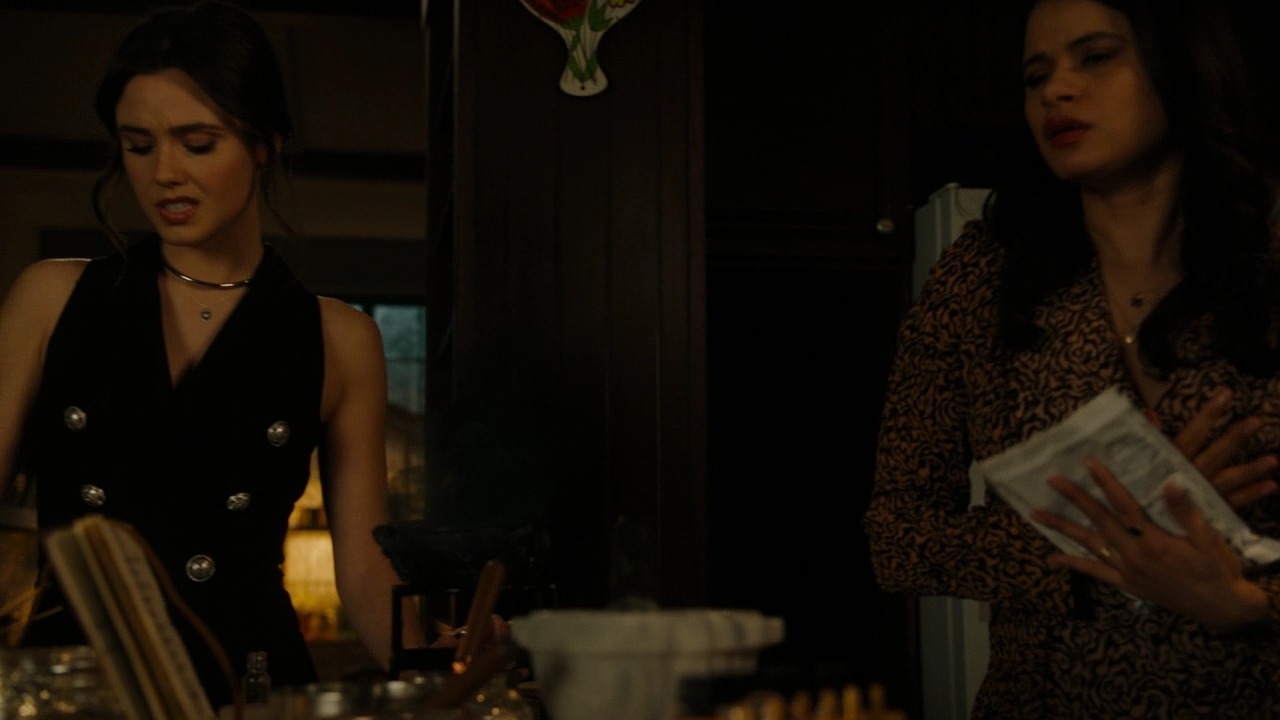 Charmed-Online-dot-nl_Charmed2x17SearchParty0786.jpg