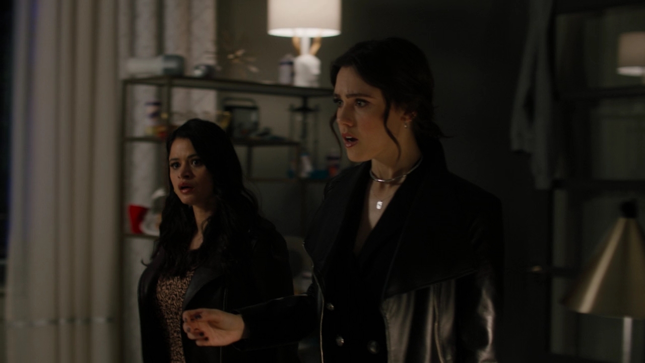 Charmed-Online-dot-nl_Charmed2x17SearchParty1288.jpg