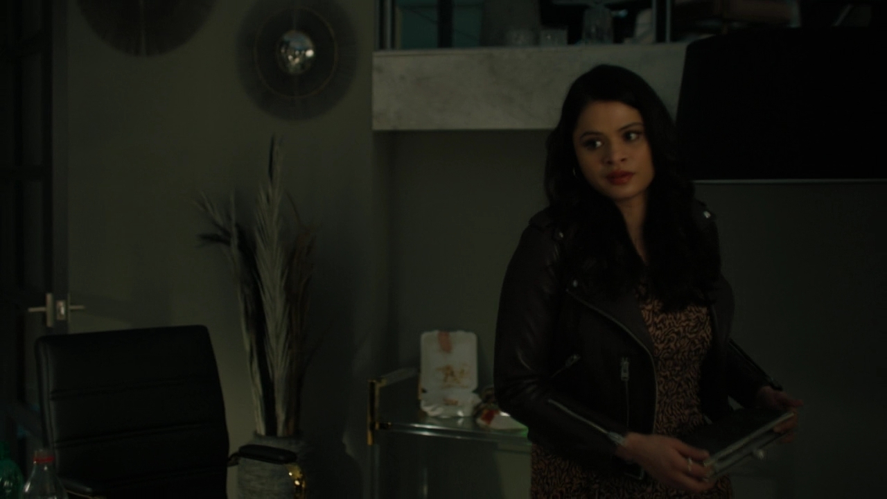 Charmed-Online-dot-nl_Charmed2x17SearchParty1588.jpg