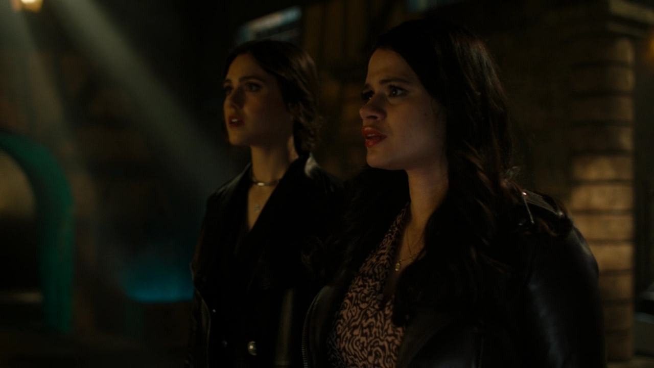 Charmed-Online-dot-nl_Charmed2x17SearchParty2022.jpg Charmed-Online-dot-nl_Charmed2x17SearchParty2022.jpg