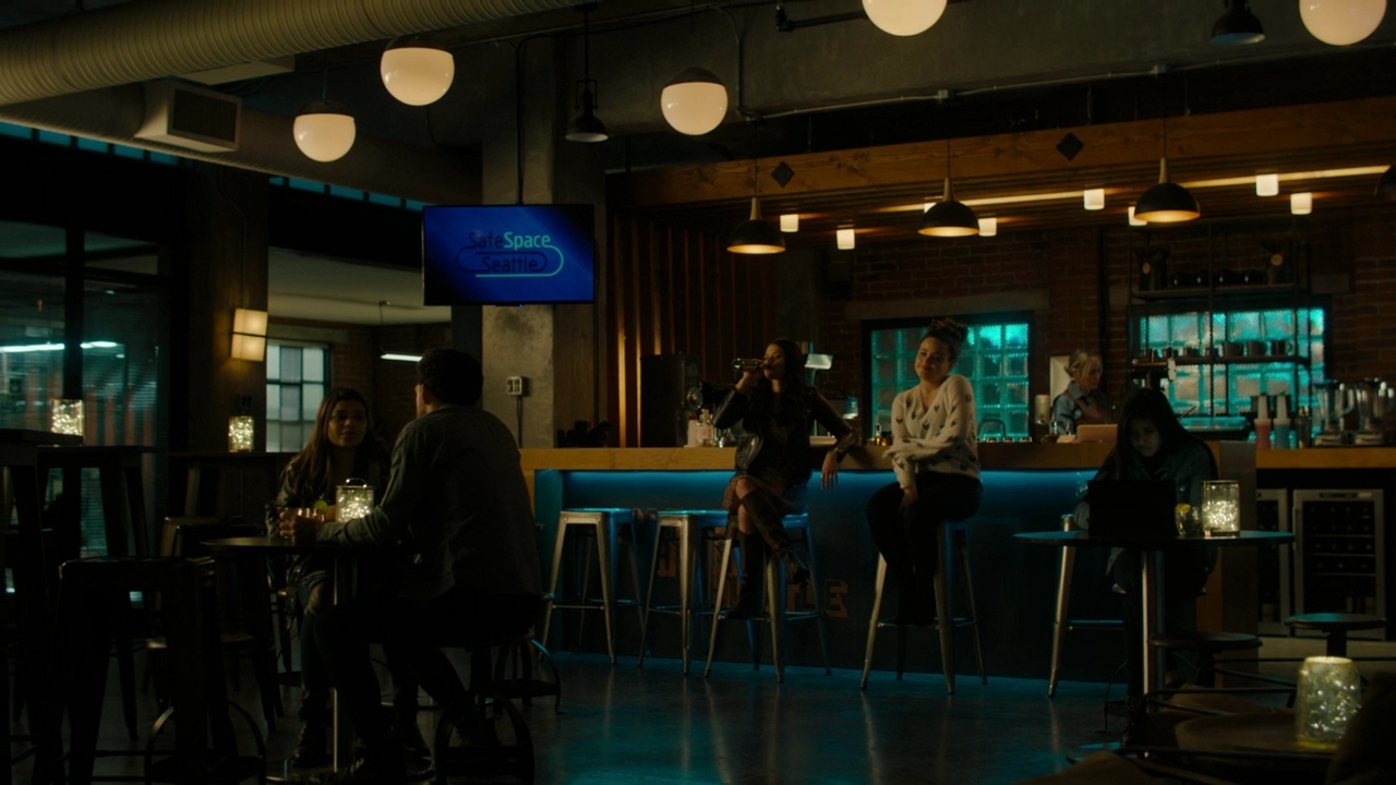 Charmed-Online-dot-nl_Charmed2x17SearchParty2261.jpg
