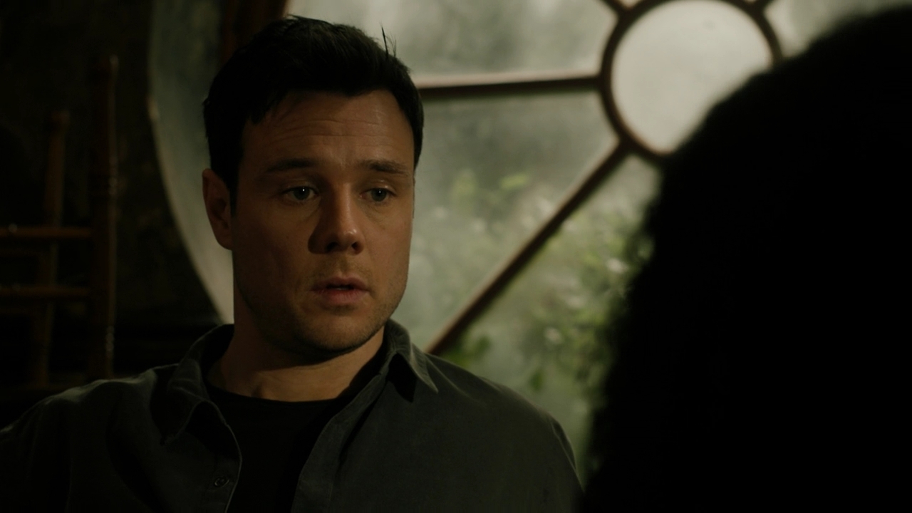 Charmed-Online-dot-nl_Charmed2x18DontLookBackInAnger0037.jpg