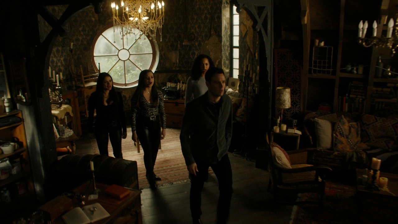 Charmed-Online-dot-nl_Charmed2x18DontLookBackInAnger0085.jpg