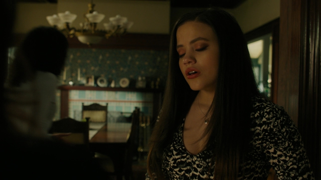 Charmed-Online-dot-nl_Charmed2x18DontLookBackInAnger0128.jpg