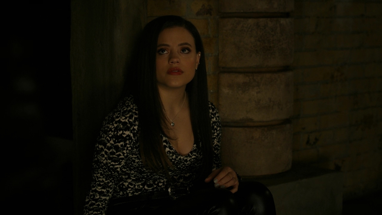 Charmed-Online-dot-nl_Charmed2x18DontLookBackInAnger0265.jpg