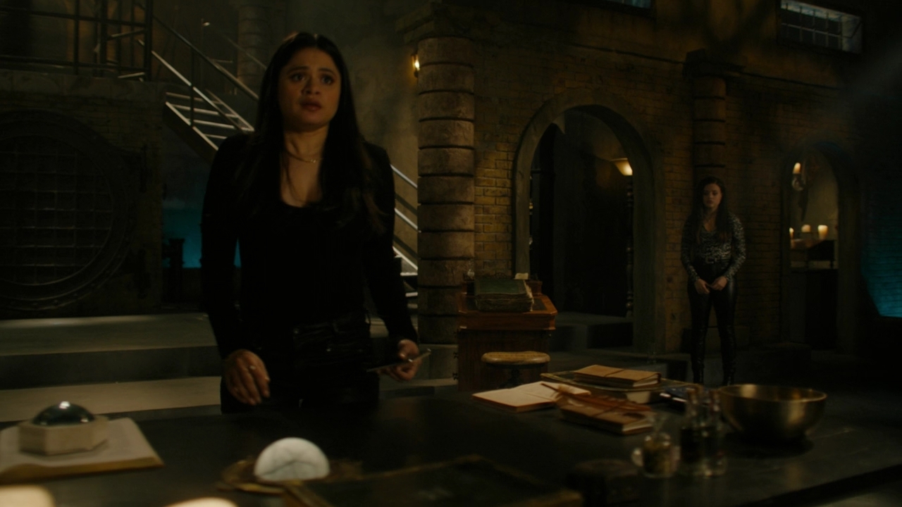 Charmed-Online-dot-nl_Charmed2x18DontLookBackInAnger0277.jpg