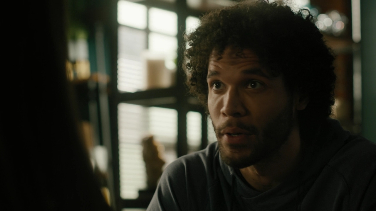 Charmed-Online-dot-nl_Charmed2x18DontLookBackInAnger0595.jpg Charmed-Online-dot-nl_Charmed2x18DontLookBackInAnger0595.jpg