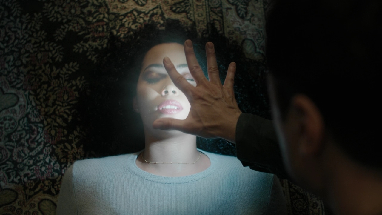 Charmed-Online-dot-nl_Charmed2x18DontLookBackInAnger1942.jpg