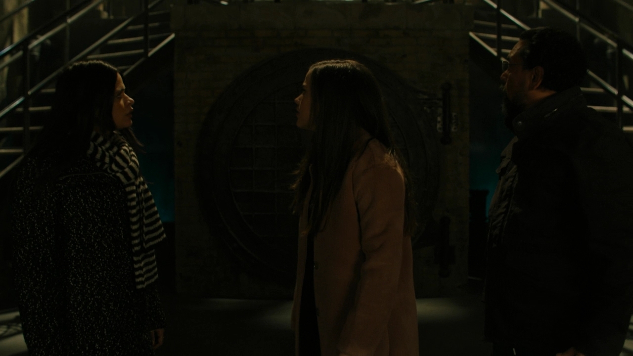 Charmed-Online-dot-nl_Charmed2x18DontLookBackInAnger2089.jpg Charmed-Online-dot-nl_Charmed2x18DontLookBackInAnger2089.jpg