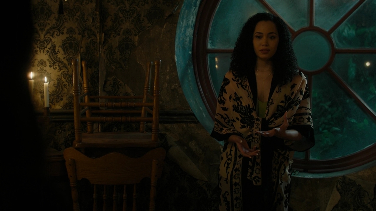 Charmed-Online-dot-nl_Charmed2x18DontLookBackInAnger2122.jpg Charmed-Online-dot-nl_Charmed2x18DontLookBackInAnger2122.jpg