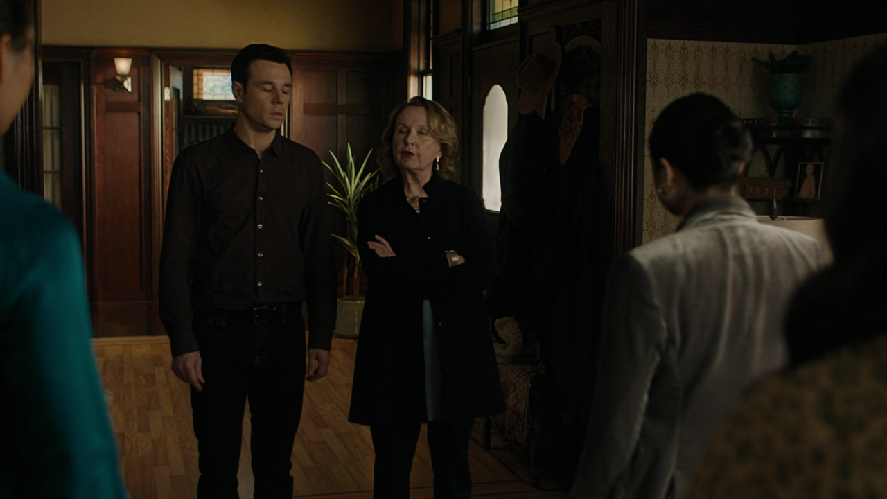 Charmed-Online-dot-nl_Charmed2x19UnsafeSpace0415.png