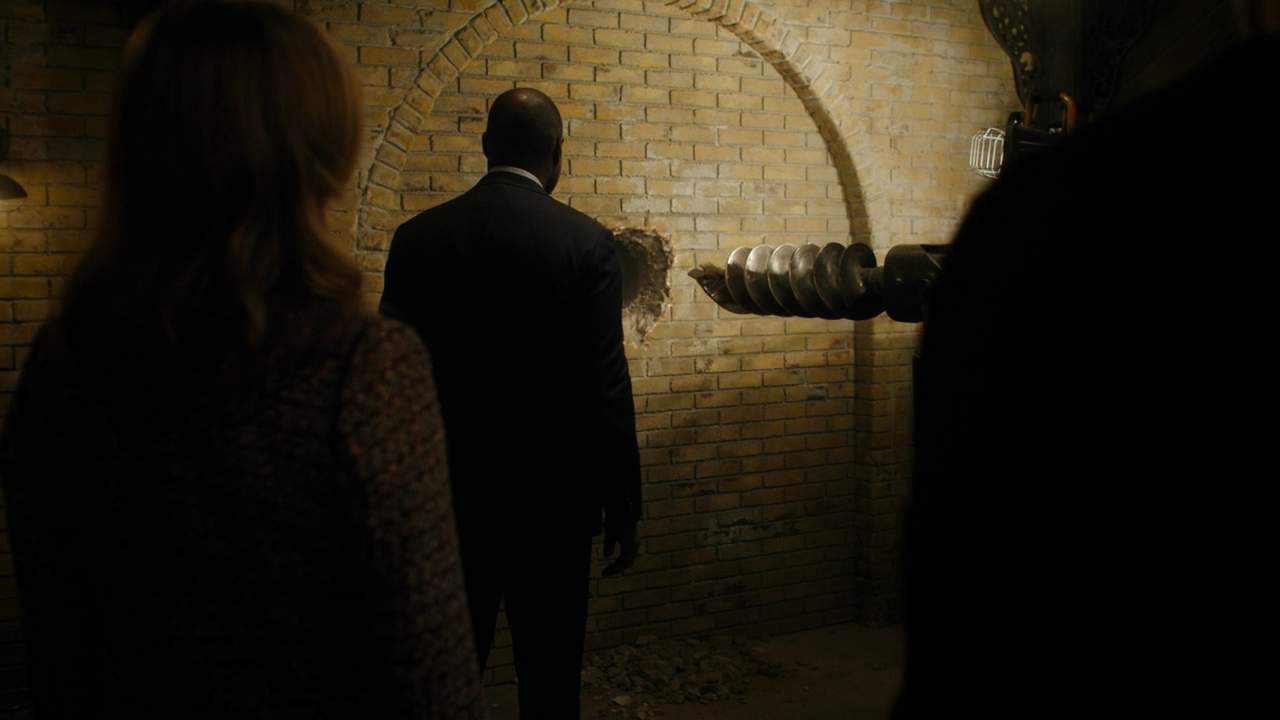 Charmed-Online-dot-nl_Charmed2x19UnsafeSpace0469.png