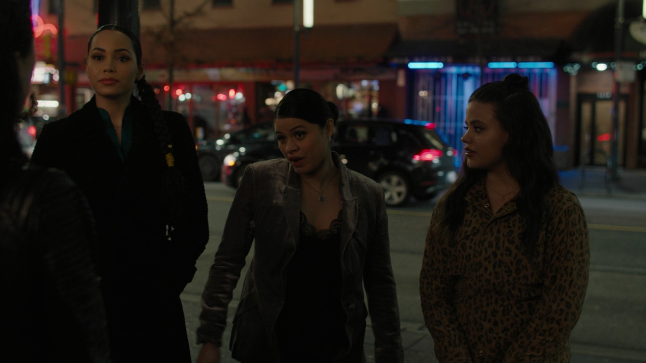 Charmed-Online-dot-nl_Charmed2x19UnsafeSpace0553.png Charmed-Online-dot-nl_Charmed2x19UnsafeSpace0553.png