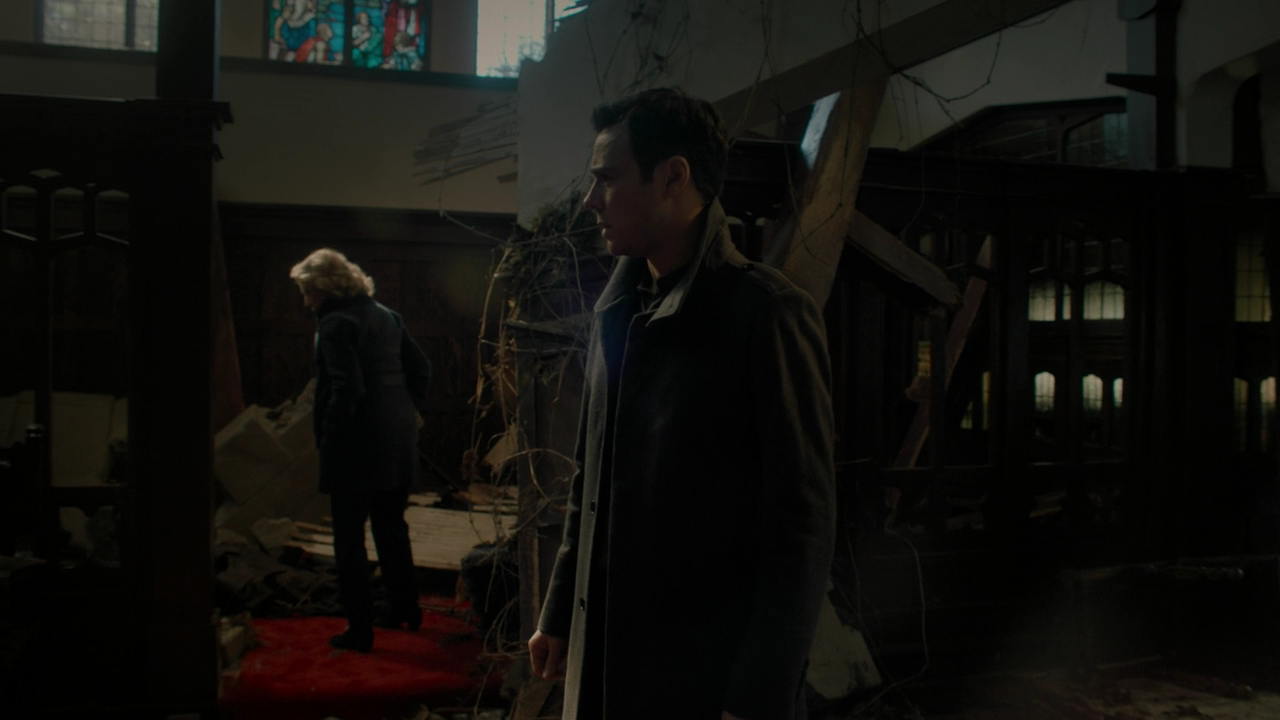 Charmed-Online-dot-nl_Charmed2x19UnsafeSpace0697.png