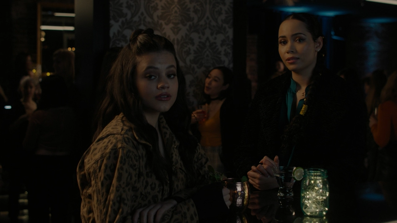 Charmed-Online-dot-nl_Charmed2x19UnsafeSpace0821.png