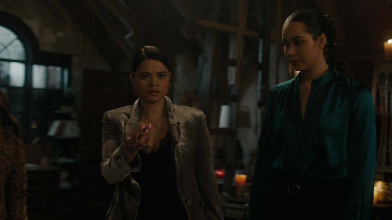 Charmed-Online-dot-nl_Charmed2x19UnsafeSpace1082.png Charmed-Online-dot-nl_Charmed2x19UnsafeSpace1082.png