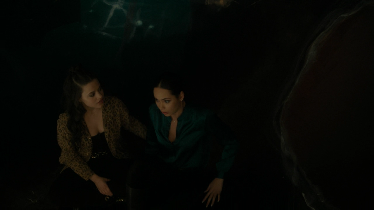 Charmed-Online-dot-nl_Charmed2x19UnsafeSpace1652.png