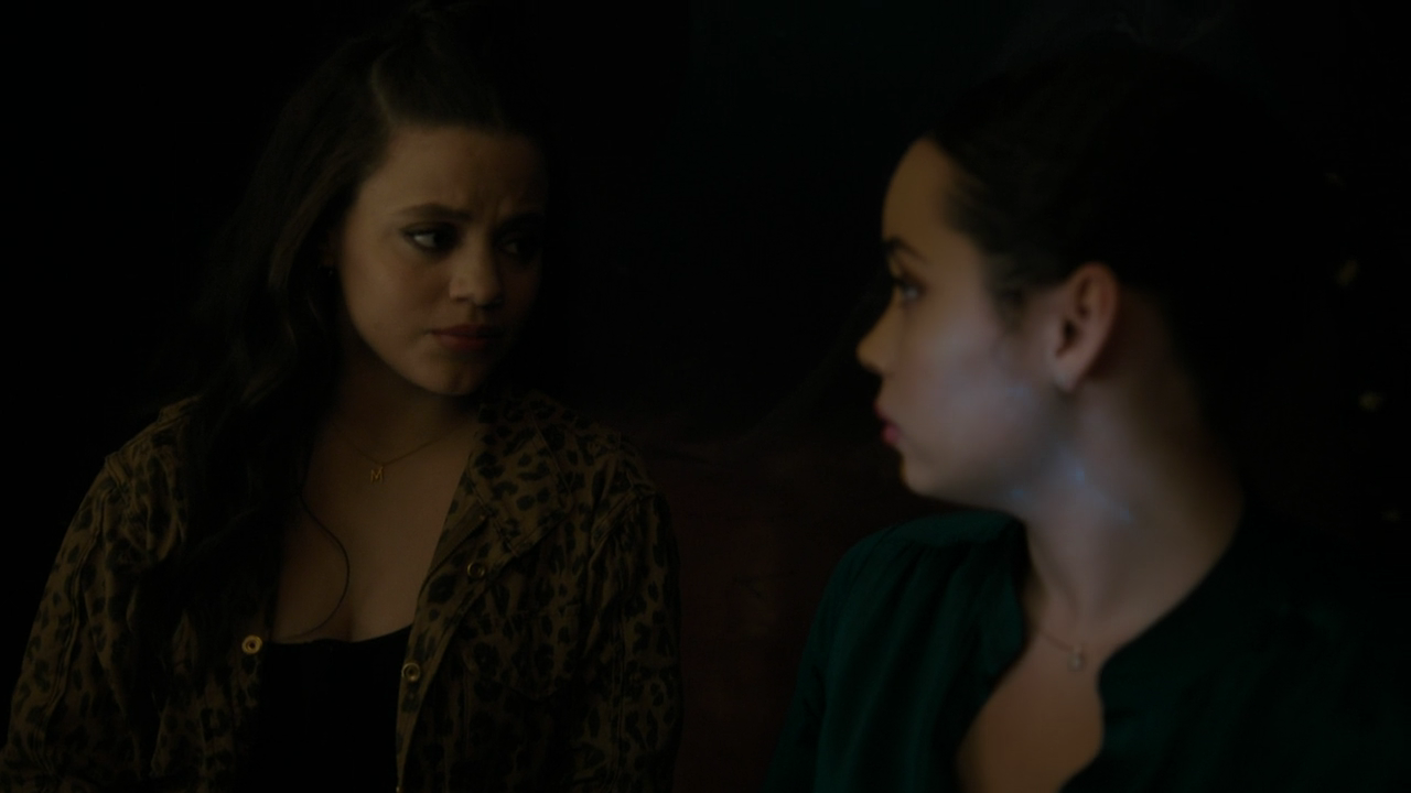 Charmed-Online-dot-nl_Charmed2x19UnsafeSpace1693.png Charmed-Online-dot-nl_Charmed2x19UnsafeSpace1693.png