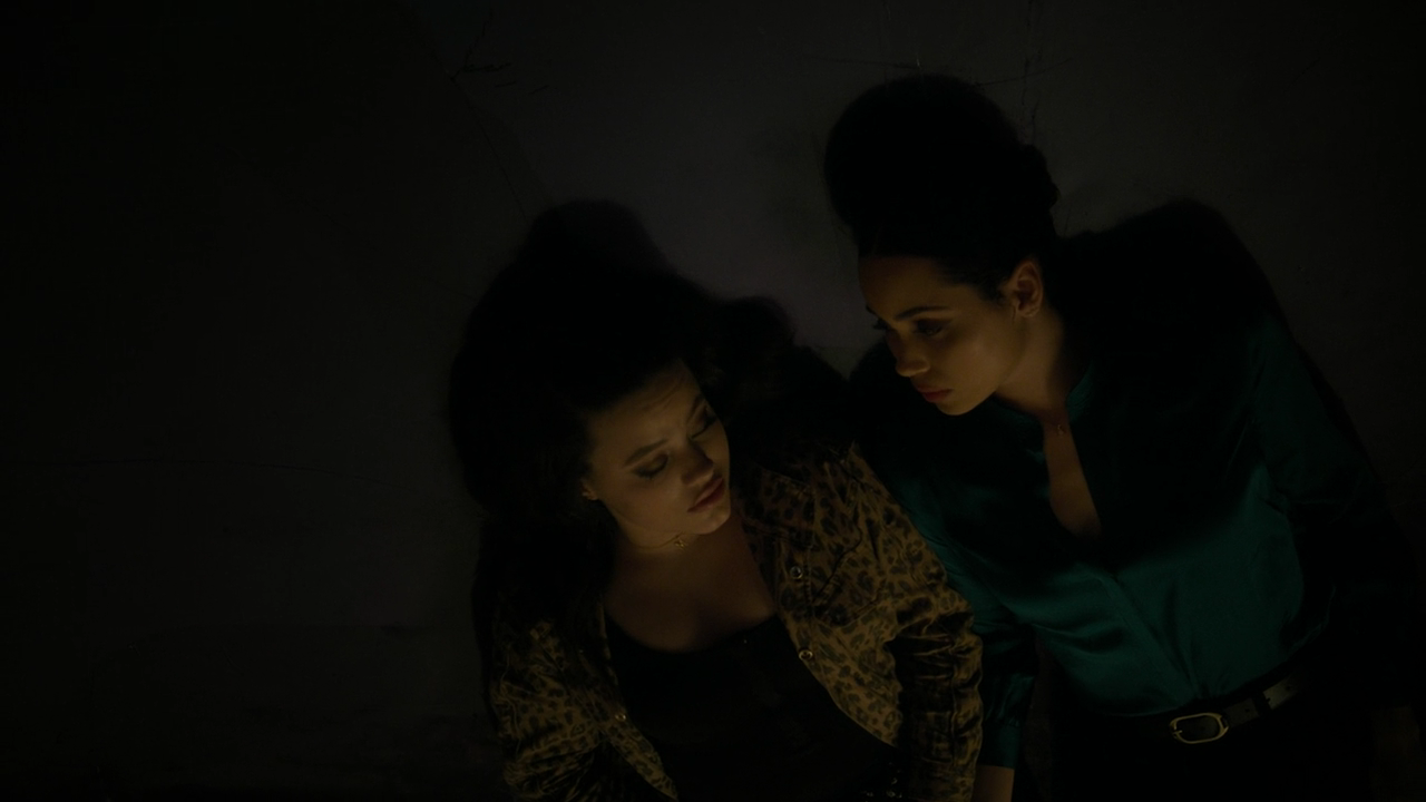 Charmed-Online-dot-nl_Charmed2x19UnsafeSpace1864.png Charmed-Online-dot-nl_Charmed2x19UnsafeSpace1864.png