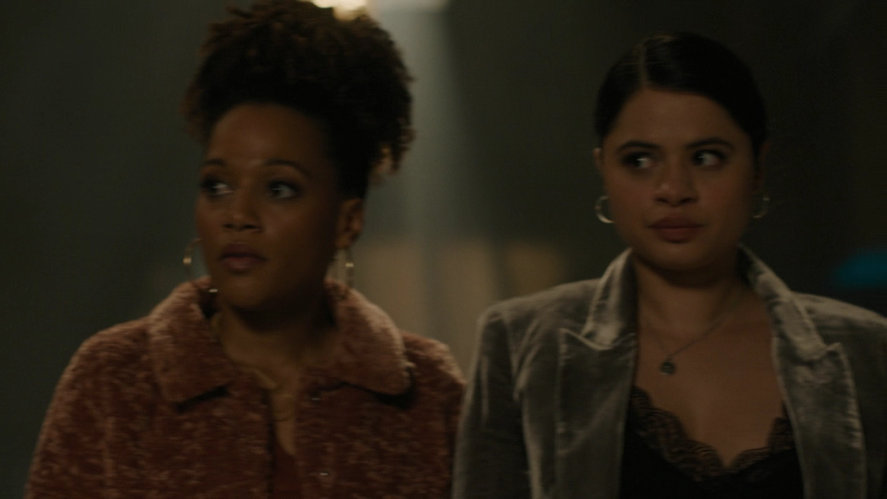 Charmed-Online-dot-nl_Charmed2x19UnsafeSpace1974.png
