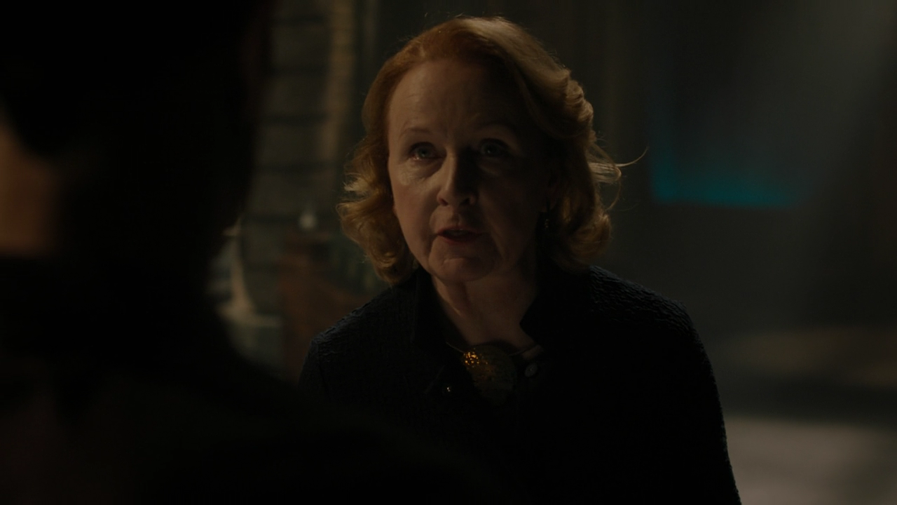 Charmed-Online-dot-nl_Charmed2x19UnsafeSpace2004.png Charmed-Online-dot-nl_Charmed2x19UnsafeSpace2004.png