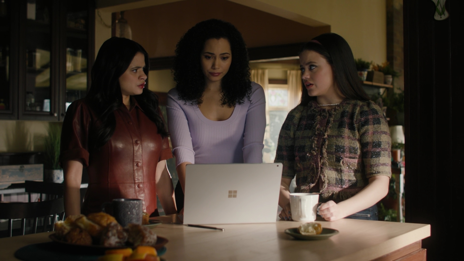 Charmed-Online-dot-nl_Charmed3x01AnInconvenientTruth0098.jpg