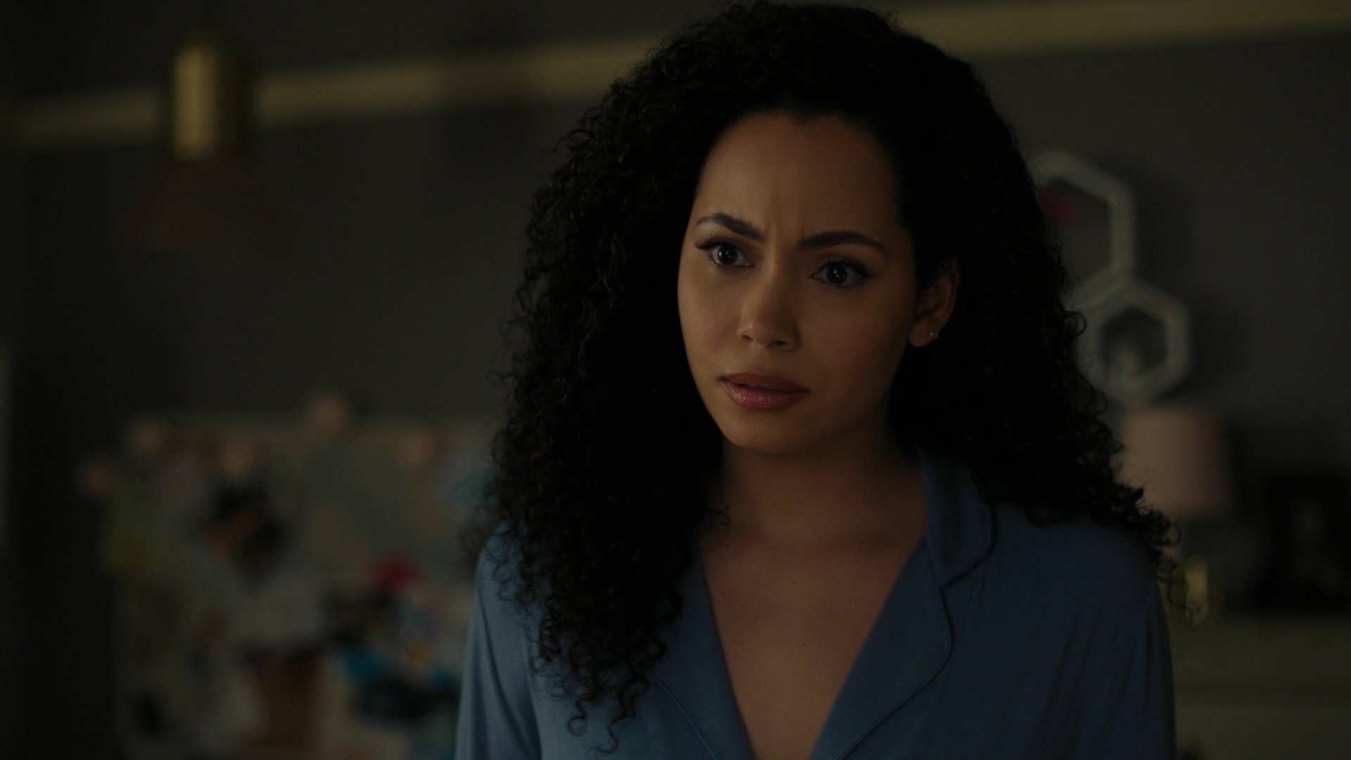 Charmed-Online-dot-nl_Charmed2x02SomeonesGoingToDie0054.jpg