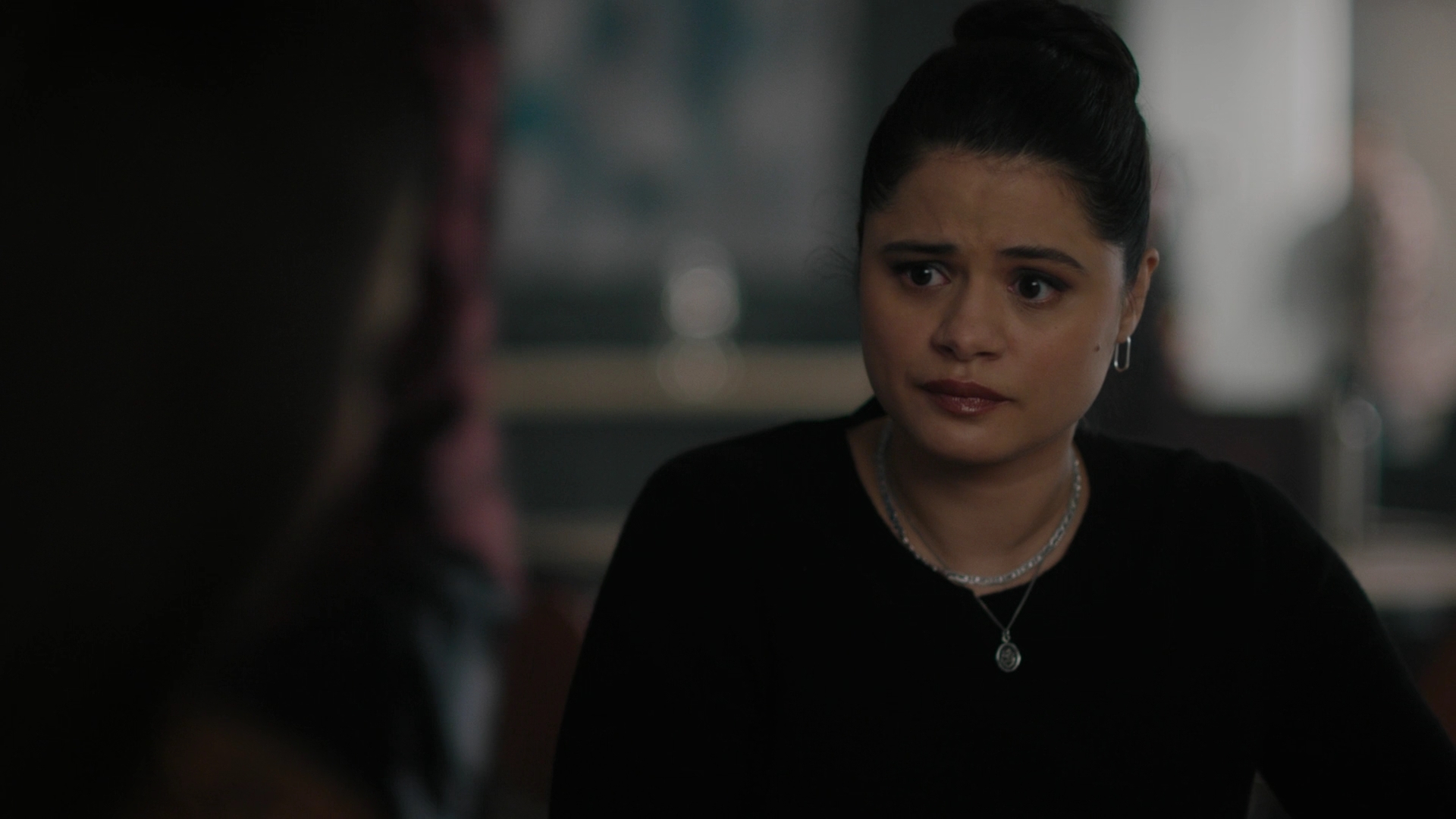 Charmed-Online-dot-nl_Charmed2x02SomeonesGoingToDie0449.jpg