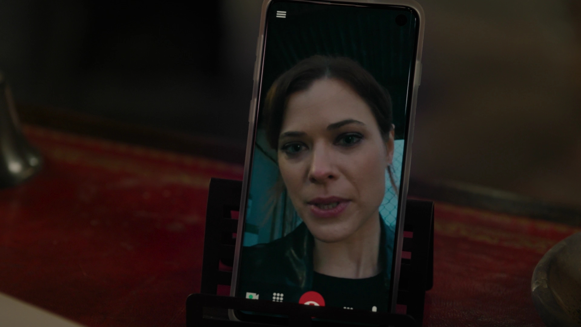 Charmed-Online-dot-nl_Charmed2x02SomeonesGoingToDie0519.jpg