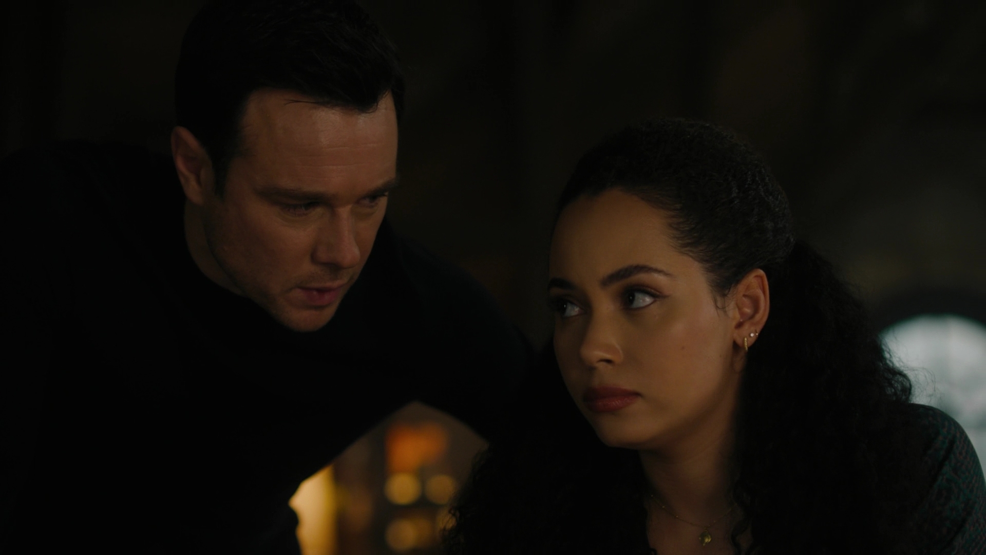 Charmed-Online-dot-nl_Charmed2x02SomeonesGoingToDie0530.jpg